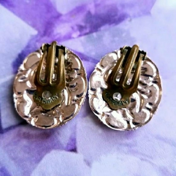 Vintage West Germany clip earrings red flowers clipon western - Picture 5 of 6